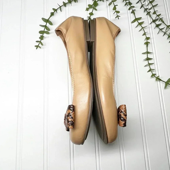 Vionic Tan/Camel Spark Zelda Orthopedic Loafers with Bow Detail Women's Size 7 - Picture 7 of 9